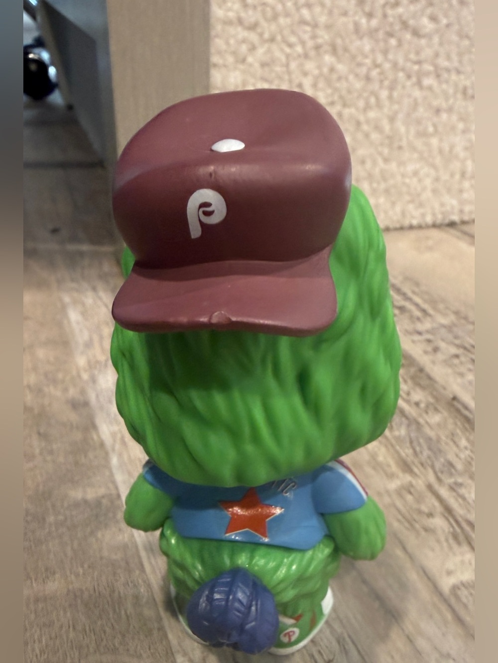 Funko Pop MLB Mascots Phillie Phanatic 05 Philadelphia Phillies Vaulted Loose - Picture 4 of 8